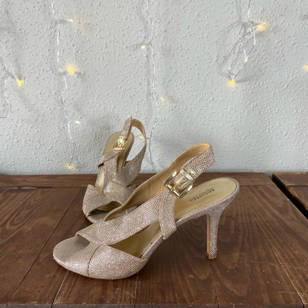 MK sparkles